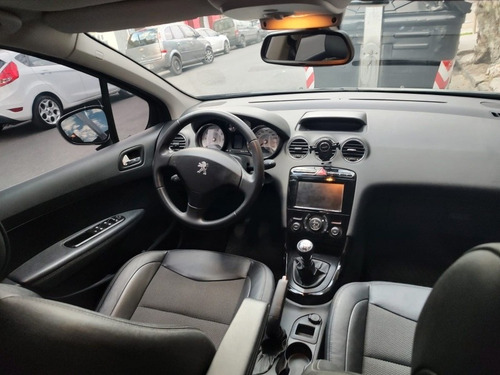 Imagen 8 de 9 de Peugeot 408 2015 1.6 Allure Plus Thp 163cv