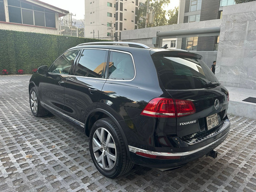 Volkswagen Touareg 3.0 V6 Tdi At