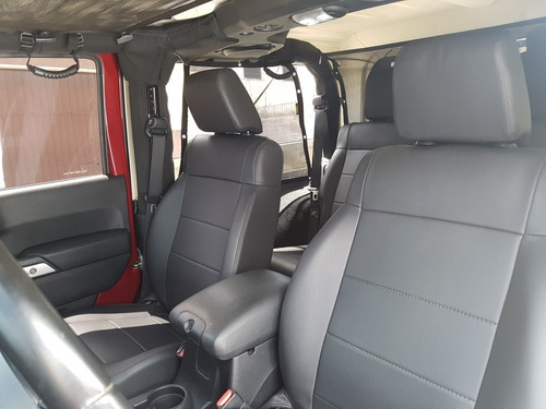 Jeep Wrangler Sahara 3.8