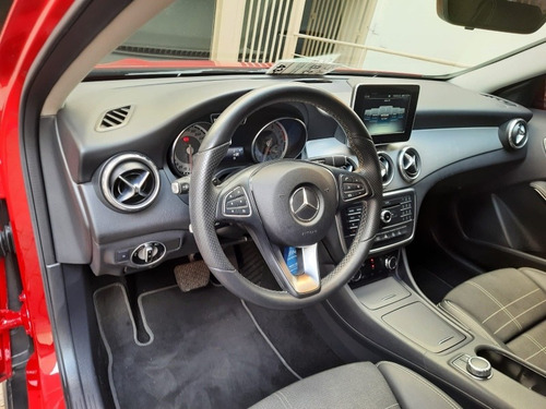 Imagem 8 de 8 de Mercedes-benz 2017 Gla Adv .200 1.6 Turbo 39.000 Km