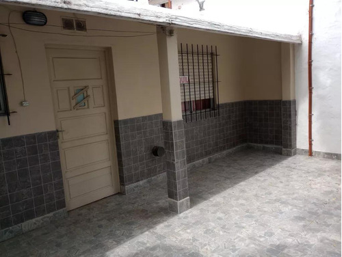 Ph En Venta - 2 Dormitorios 1 Baño - 90mts2 - San Clemente Del Tuyú