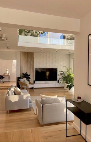 Casa En Venta 10 Ambientes En San Isidro Chico