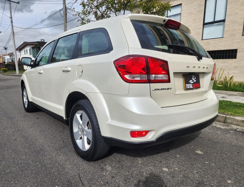 Dodge Journey 2.4 Se 7 Pasajeros full