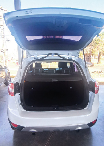 Fors Kuga 2.5t Trend 4x4
