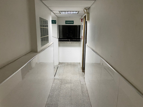 Imagen 17 de 18 de En Venta Clinica En Los Chaguaramos - Caracas - Rah 22-19461