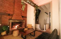 Comprar Oportunidad! Vendo Apartamento Reciclado Tipo Casa Independiente, 4 Dormitorios, Estufa A Leña, Balcón, Altillo Y Azotea De Uso Exclusivo Con Parrillero, Acepta Banco, Cordón.