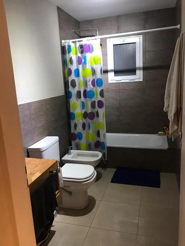Imagen 11 de 14 de Venta De Casa En Oportunidad Una Sola Planta El Canton - Barrio Golf - Lote Interno