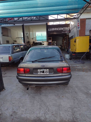 Ford Escort 1.8 Gl 2000