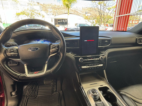 Ford Explorer 2022 St
