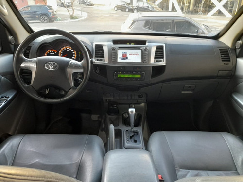 Toyota Hilux 3.0 Srv Cab. Dupla 4x4 Aut. 4p