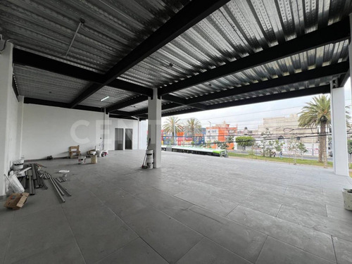 Renta De Local Comercial, Av. Chimalhuacán, Nezahualcóyotl.