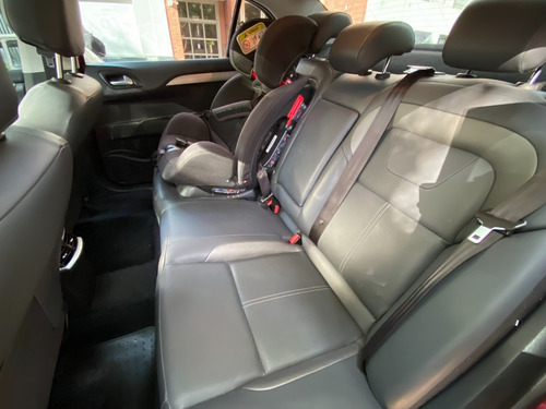 Imagen 9 de 15 de Citroen C4 Lounge Feel Pack