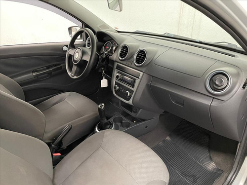 Imagem 10 de 13 de Saveiro 1.6 Mi Ce 8v Flex 2p Manual G.v