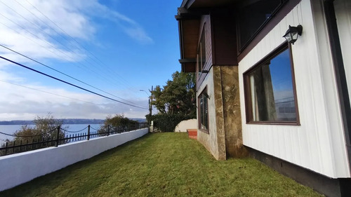 Casa Comercial A 2 Cuadras Del Centro Con Increible Vista