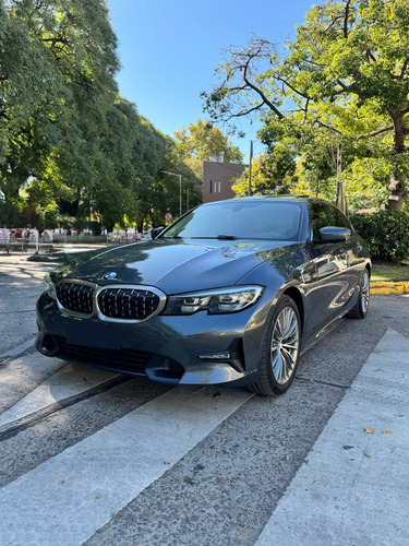 BMW Serie 3 3.0 330i Sedan Sport Line Shadow