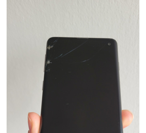 Samsung Galaxy S10 Usado Con Rotura Sin Problemas En La Pant