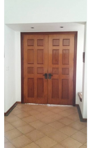 Vendo Casa 400m2 Los Chorros 0613