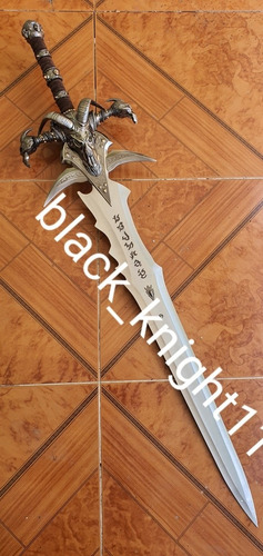 Espada Frostmourne Del Rey Arthas Warcraft Con Base Unica