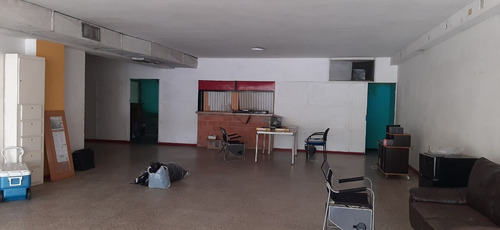 Imagen 8 de 9 de Excelente Local Comercial Av. Bolìvar Norte, Sector La Ceiba