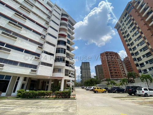 Penthouse En Venta  159,26 Mts, L 3 Puestos De Estacionamiento, Un Maletero, Pozo De Agua Y Planta Electrica Venta Mañongo  Naguanagua Carabobo  Leida Falcon Lf24-23488