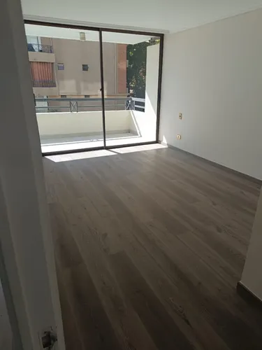 Amplio Depto Un Dormitorio, Gran Terraza, Cocina Separada