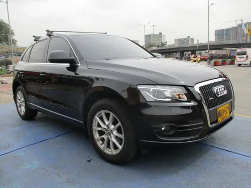 Audi Q5 TURBO STRONIC 4X4 2.0CC AT AA