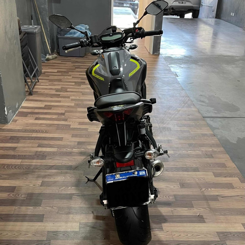 Imagen 2 de 9 de Yamaha Mt07