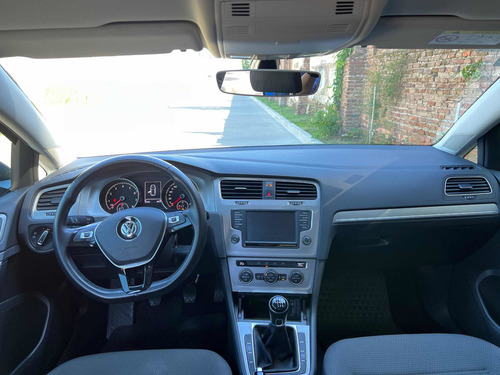 Imagen 3 de 7 de Volkswagen Golf 2017 1.4 Comfortline Tsi