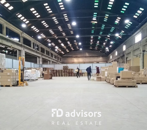Arriendo De Bodegas En Centro Logístico 230 M2 - San Miguel