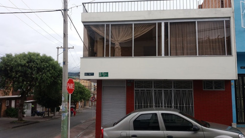 Imagen 1 de 5 de Arriendo Apartamento Piso 1, Barrio Valles De Cafam. Opcional Con Local Esquinero; Un Millón.