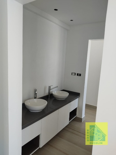 Casa En Venta En Carlos Spegazzini