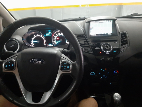 Ford Fiesta Kinetic Design 1.6 Titanium 120cv