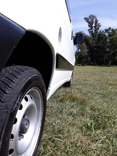 Imagen 11 de 14 de Peugeot Partner 1.4 Furgon Presence Aa