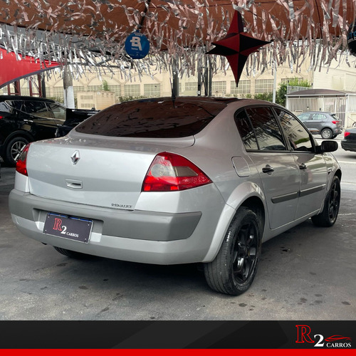 Renault Megane MEGANE SEDAN DYNAMIQUE 2.0 16V AUT.