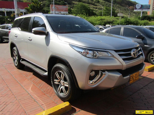 Toyota Fortuner 2.8l