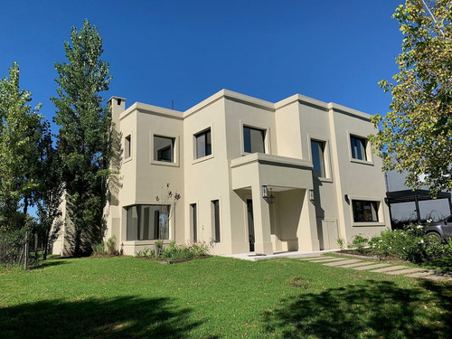 Casa En Venta Ubicado En San Isidro Labrador, Villanueva (tigre)