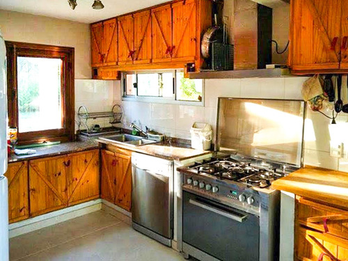 Casa En Venta De 4 Dormitorios En La Barra