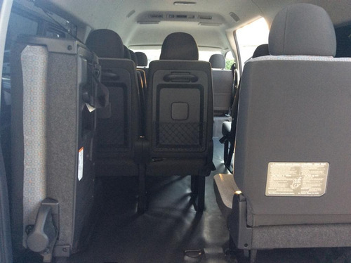 Renta Camioneta 15 Pasajeros Toyota Hiace Con O Sin Chofer