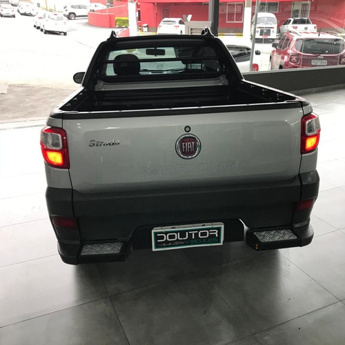 Fiat Strada 1.4 Mpi Working Cs Flex/ Strada 2016