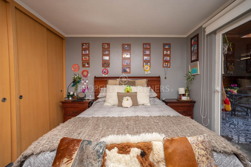 Acogedora Casa En Sector Residencial De Ciudad Del...