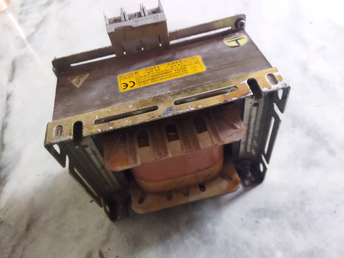 Auto Transformador 3.5 Kva 110 A 220 Voltios (Usado)