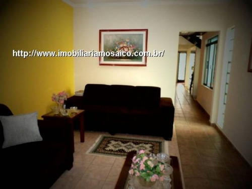 Imagem 5 de 25 de Casa Na Região Da Ponte São João, Com 03 Dormitórios E Edícula, 02 Vagas De Garagem - 88923 - 4491498