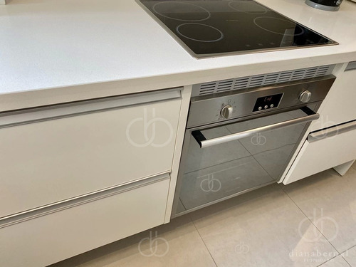 Imagen 30 de 30 de Venta De Apartamento De 2 Dormitorios En Edificio Miami Boulevard Punta Del Este