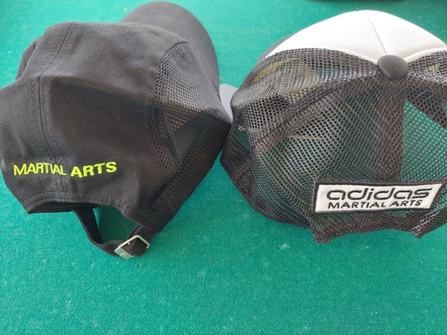 Imagen 2 de 5 de Gorra De Artes Marciales Karate adidas