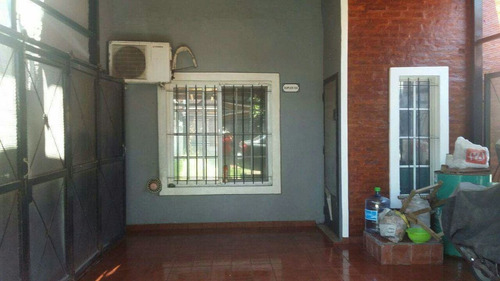 Imagen 3 de 14 de Duplex En Contra Frente - Complejo El Solar