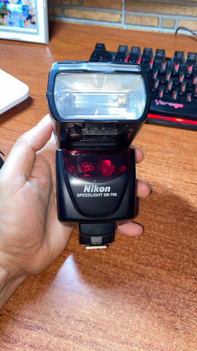 Flash Nikon Speedlight Sb700