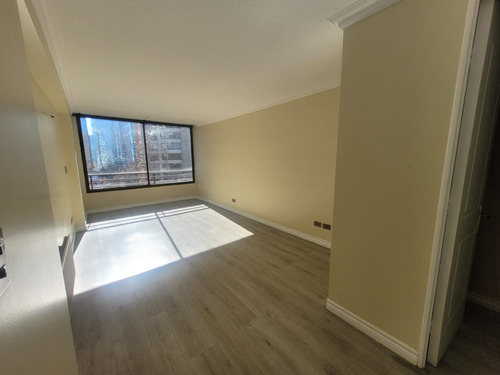Depto. En Arriendo 4d + 3b + 2e + 1b - Flor De Azucena / Los