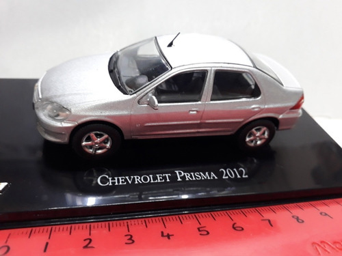 Ixo 1/43 Chevrolet Prisma 2012 Silver Hobby-centro
