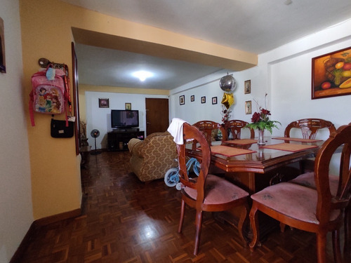 Imagen 3 de 15 de Apartamento En Venta En El Centro De Maracay // 04243385555