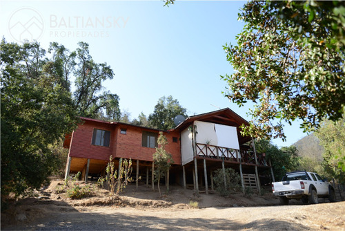 Luminosa Casa En Parcela Muy Segura